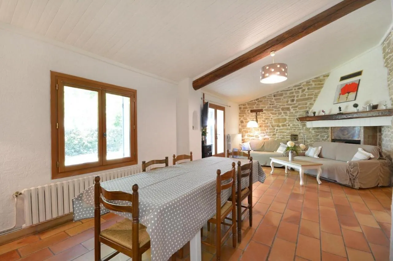 Holiday home Gite Le Mas Du Cigalon Saumane-de-Vaucluse